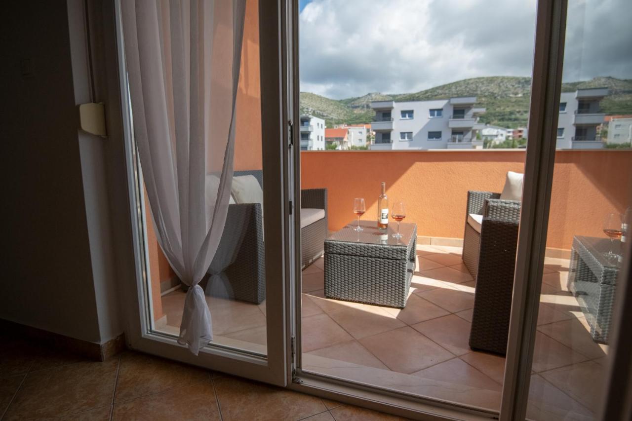 Apartments Mamut Τρογκίρ Εξωτερικό φωτογραφία