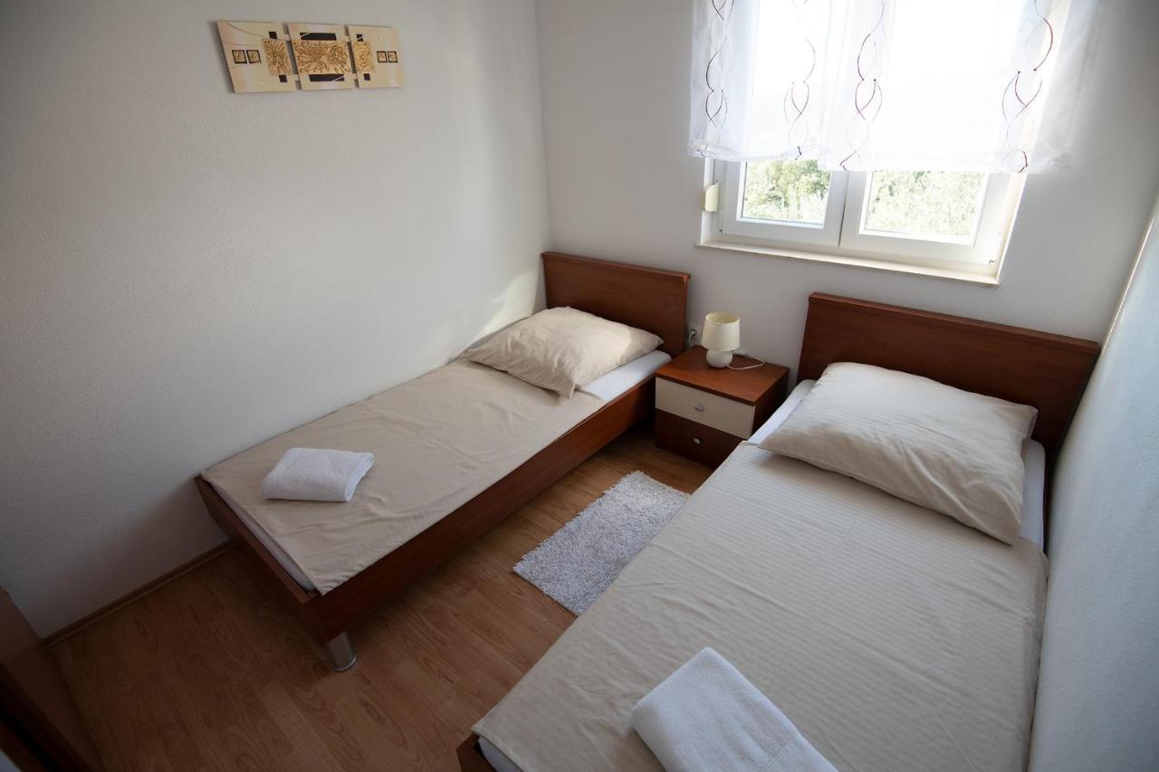 Apartments Mamut Τρογκίρ Εξωτερικό φωτογραφία