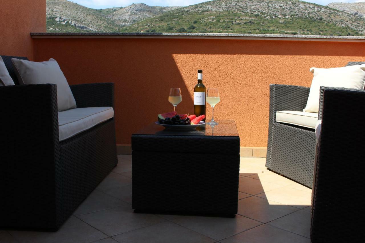 Apartments Mamut Τρογκίρ Εξωτερικό φωτογραφία